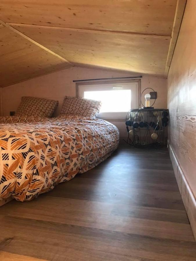 Les Nuits Insolites De La Mothe - Hebergement En Bulle Ou Tiny House Avec Spa Privatif Outremecourt Exterior foto