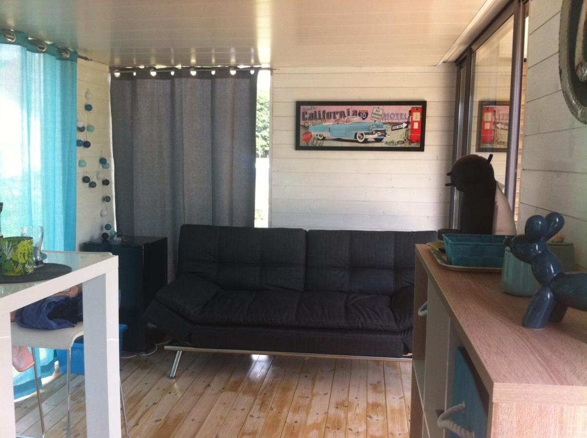 Les Nuits Insolites De La Mothe - Hebergement En Bulle Ou Tiny House Avec Spa Privatif Outremecourt Exterior foto