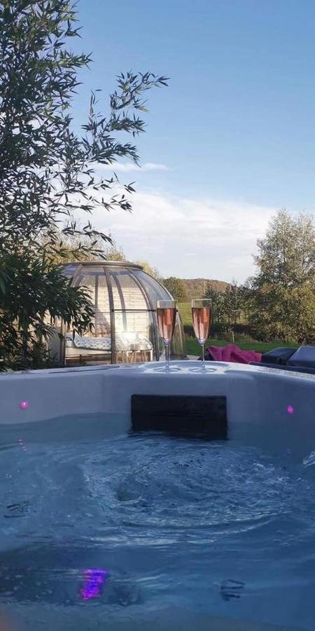 Les Nuits Insolites De La Mothe - Hebergement En Bulle Ou Tiny House Avec Spa Privatif Outremecourt Exterior foto